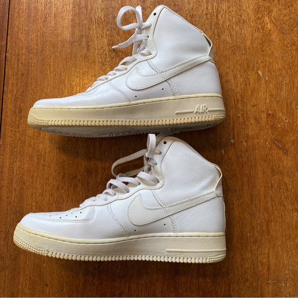 Air Force One - men’s size 8 - Picture 5 of 13